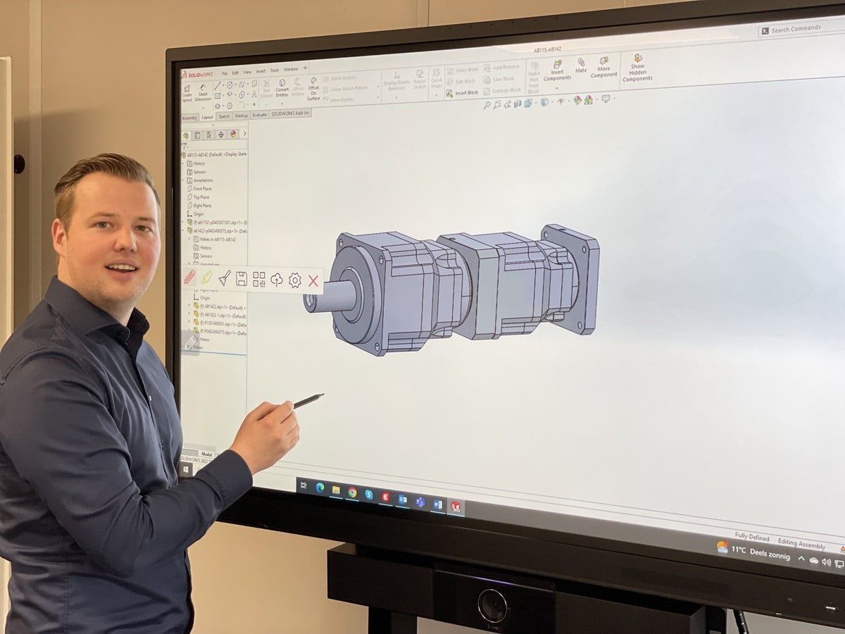 APEX DYNAMICS verwelkomt Stef van Oss, Operationeel Manager