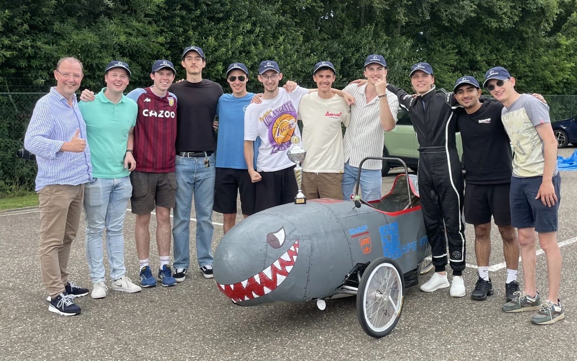 Apex Dynamics sponsors the winning team in the ECO-marathon