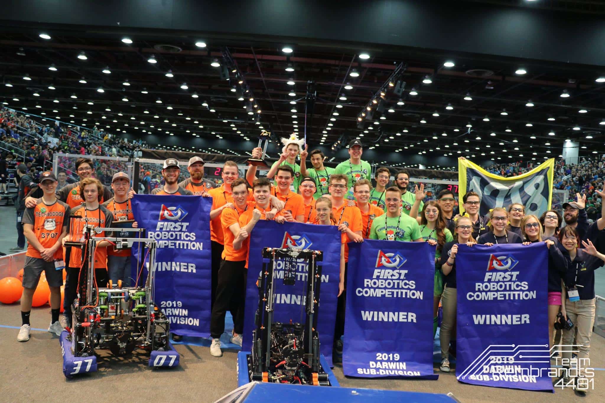 Team Rembrandts wereldkampioen FIRST Robotics