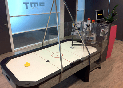 Bijzondere Applicaties : Air Hockey robot